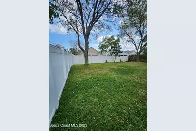 2891 Stratford Pointe Drive, Melbourne, FL 32904 - Photo 3