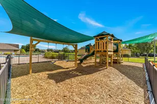 333 Guinevere Dr SW, Palm Bay, FL 32908 - Photo 7