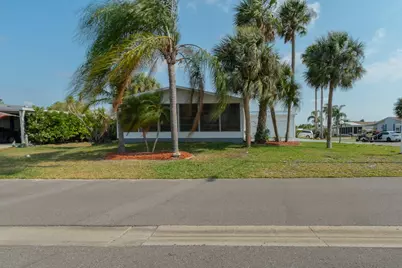 250 Timber Run Way #247, Cocoa, FL 32926 - Photo 5