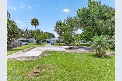 141 W Volusia Lane, Cocoa Beach, FL 32931 - Photo 11