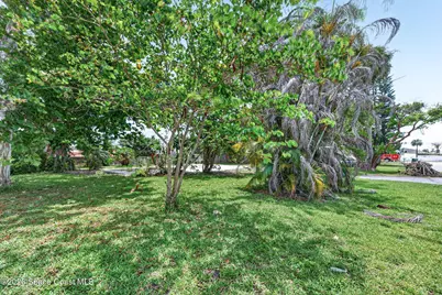 141 W Volusia Lane, Cocoa Beach, FL 32931 - Photo 9