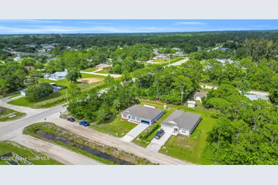 8266 E 98th Avenue, Vero Beach, FL 32967 - Photo 43
