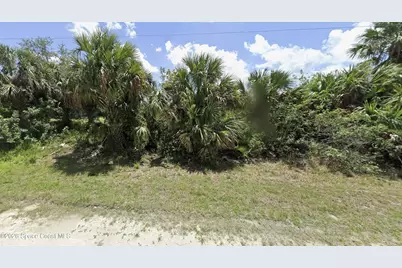 615 Opal Street SW, Palm Bay, FL 32908 - Photo 3