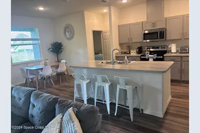 647 Airoso Road SE, Palm Bay, FL 32909 - Photo 5