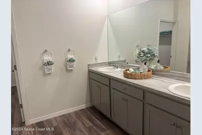 647 Airoso Road SE, Palm Bay, FL 32909 - Photo 15