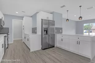 2010 Algeria St NE, Palm Bay, FL 32905 - Photo 3