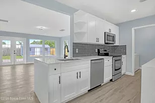 2010 Algeria St NE, Palm Bay, FL 32905 - Photo 11