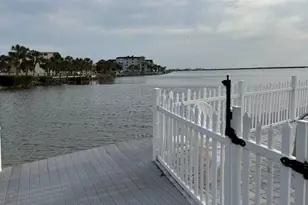 390 W Cocoa Beach Causeway, Cocoa Beach, FL 32931 - Photo 3