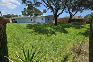 550 Capri Rd, Cocoa Beach, FL 32931 - Photo 25
