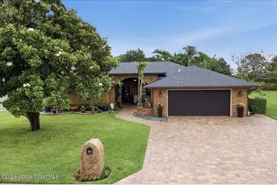 560 Sawgrass Circle, Melbourne, FL 32940 - Photo 3