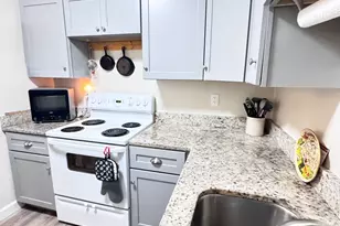 185 Treasure St, Merritt Island, FL 32952 - Photo 3