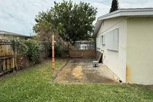 349 Exeter Street W, Satellite Beach, FL 32937 - Photo 15