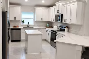 1015 Kylar Dr NW, Palm Bay, FL 32907 - Photo 3