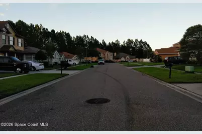 4119 Sherman Hills Parkway W, Jacksonville, FL 32210 - Photo 5