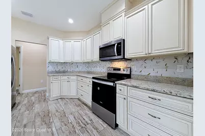624 Osmosis Drive SW, Palm Bay, FL 32908 - Photo 87