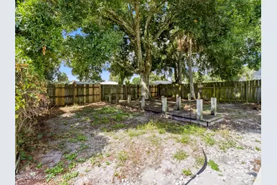 823 Hunters Creek Drive, Melbourne, FL 32904 - Photo 19