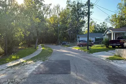 857 Benbow Street, Jacksonville, FL 32208 - Photo 5