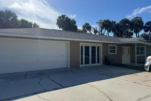 215 Pelican Dr, Melbourne Beach, FL 32951 - Photo 1