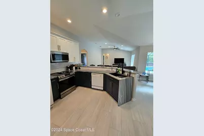 491 S Key Lime Square SW, Vero Beach, FL 32968 - Photo 7