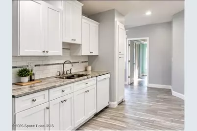 979 SE Raleigh Road SE, Palm Bay, FL 32909 - Photo 5