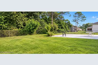 979 SE Raleigh Road SE, Palm Bay, FL 32909 - Photo 11