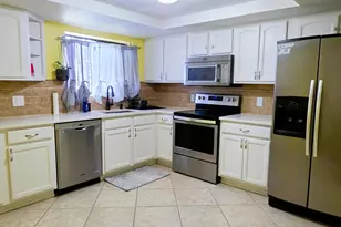 612 Cedar Side Cir NE, Palm Bay, FL 32905 - Photo 7