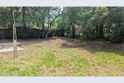9211 Greenleaf Road, Jacksonville, FL 32208 - Photo 3