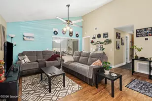1611 Clover Cir, Melbourne, FL 32935 - Photo 3