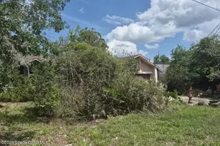 2565 E Dorchester Dr, Deltona, FL 32738 - Photo 3
