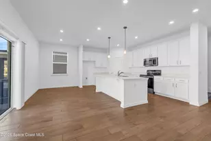 876 Castleford Ave NE, Palm Bay, FL 32905 - Photo 7