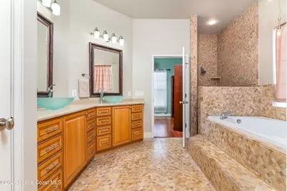 605 N Shannon Avenue, Indialantic, FL 32903 - Photo 13