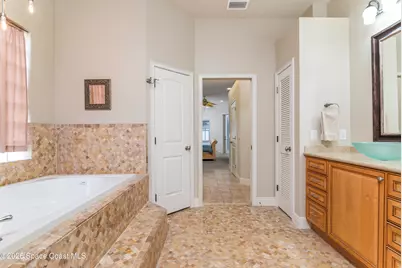 605 N Shannon Avenue, Indialantic, FL 32903 - Photo 33