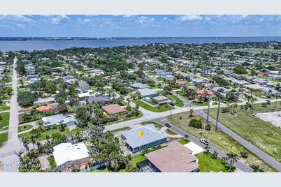 605 N Shannon Avenue, Indialantic, FL 32903 - Photo 57