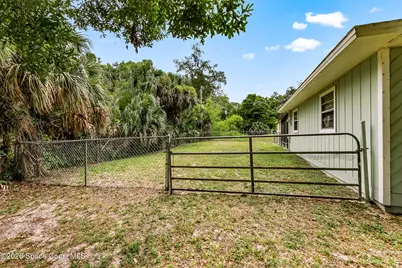 1100 Wabasso Avenue SE, Palm Bay, FL 32909 - Photo 5