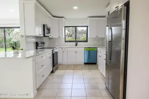 381 Coral Reef Dr, Satellite Beach, FL 32937 - Photo 7