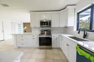 381 Coral Reef Dr, Satellite Beach, FL 32937 - Photo 9
