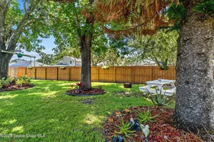 676 Sheridan Woods Dr, Melbourne, FL 32904 - Photo 39