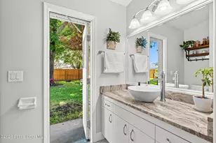 676 Sheridan Woods Dr, Melbourne, FL 32904 - Photo 23