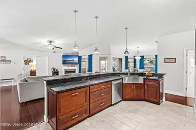 676 Sheridan Woods Drive, Melbourne, FL 32904 - Photo 9