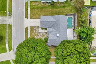 899 Spirea Dr, Rockledge, FL 32955 - Photo 5