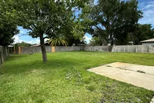 2024 Hogan Dr, Melbourne, FL 32935 - Photo 3