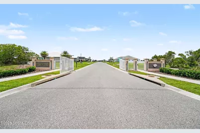 3995 Domain Court, Melbourne, FL 32934 - Photo 37