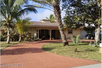 1534 SE 10th Street, Deerfield Beach, FL 33441 - Photo 1