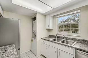 3135 Shady Dell Ln, Melbourne, FL 32935 - Photo 9