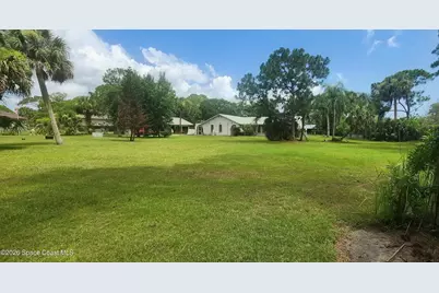 6870 Crepe Myrtle Drive, Grant-Valkaria, FL 32949 - Photo 11