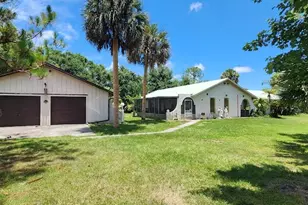 6870 Crepe Myrtle Dr, Grant-Valkaria, FL 32949 - Photo 3