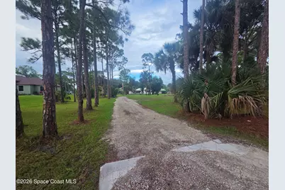 6870 Crepe Myrtle Drive, Grant-Valkaria, FL 32949 - Photo 19