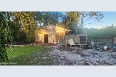 6870 Crepe Myrtle Drive, Grant-Valkaria, FL 32949 - Photo 23