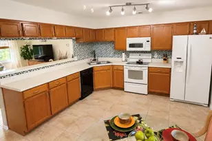 124 Madison Ave, Cape Canaveral, FL 32920 - Photo 5