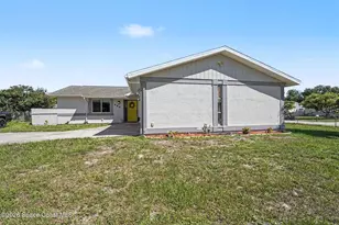 496 NE Ralwood Ln NE, Palm Bay, FL 32907 - Photo 3